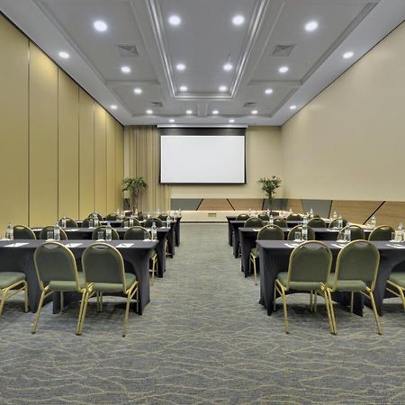 Hotel Deville Prime Porto Alegre Exterior photo Meeting room