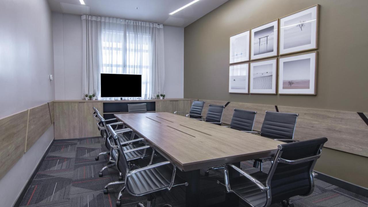 Hotel Deville Prime Porto Alegre Exterior photo Boardroom
